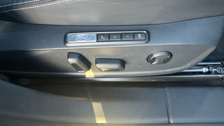 Ford Explorer 210kW Premium 77kWh 5dr Auto Electric Estate